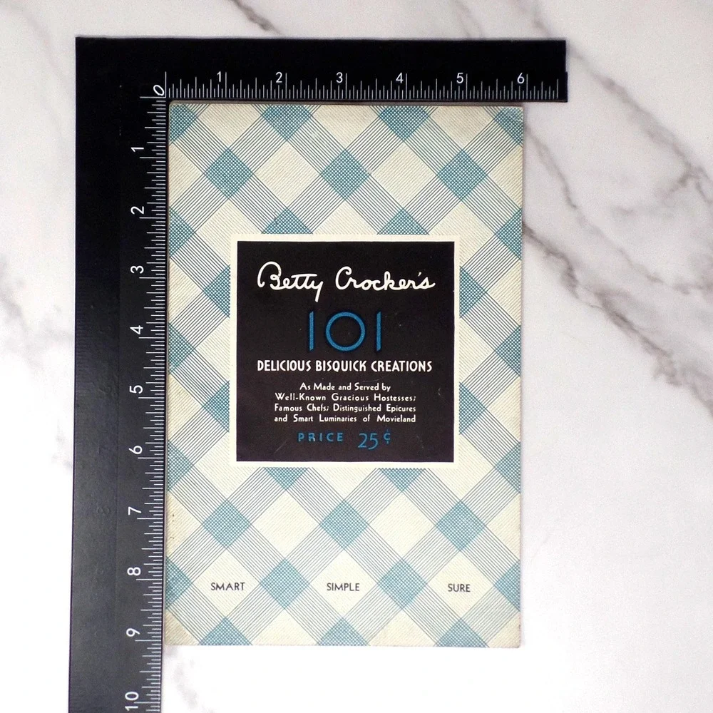 Vintage Betty Crocker's 101 Delicious Bisquick Creations Booklet (1933)